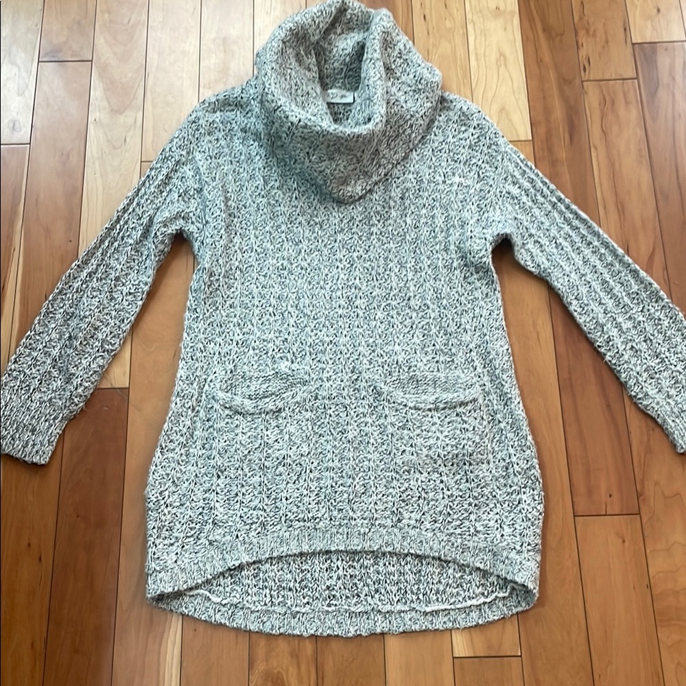 RD Style cowl neck sweater
